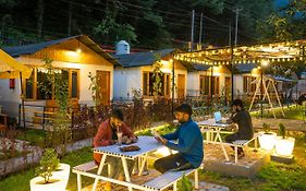 The Hosteller Kasol, Riverside